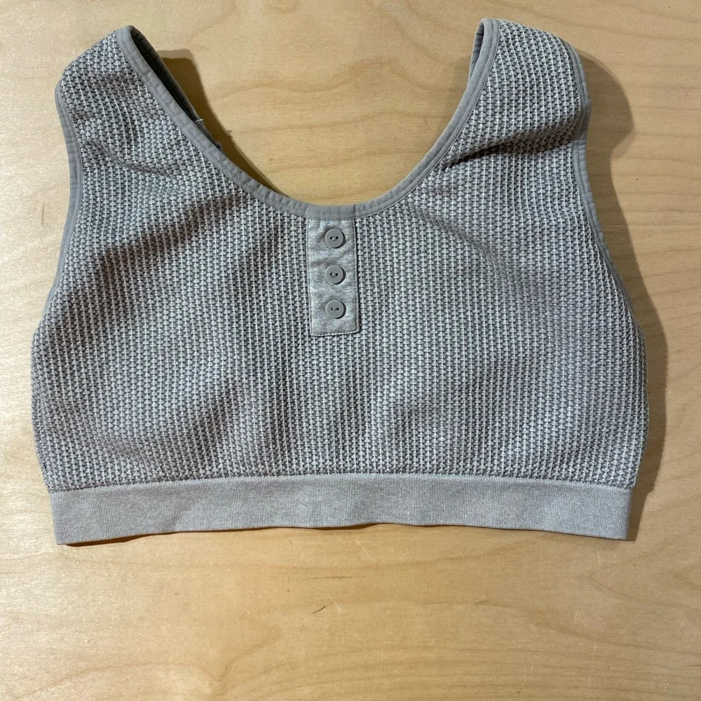 Gray Textured Sports Bra 1X (OO)